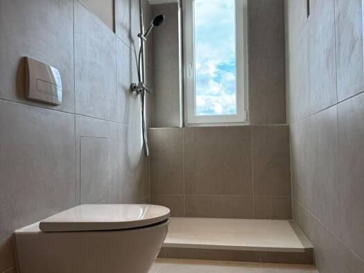 Wohnung zur Miete 750 € 2 Zimmer 66 m² Geschoss 3/4 frei ab sofort Braunschweig Braunschweig 38114