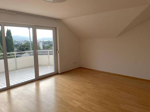 Wohnung zur Miete 1.200 € 2 Zimmer 75 m² Geschoss 1/3 frei ab 15.08.2025 Fürstenberg Konstanz 78467