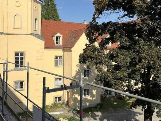 Wohnung zur Miete 960 € 3 Zimmer 83,5 m² frei ab 01.05.2026 Pirna 01796