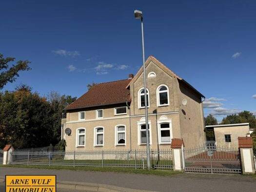Einfamilienhaus zum Kauf 299.000 € 7 Zimmer 270 m² 3.875 m² Grundstück Slate Parchim 19370