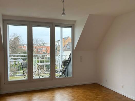 Wohnung zur Miete 1.290 € 2 Zimmer 105 m² Geschoss 2/2 frei ab sofort Emil-Müller-Straße 13 Troisdorf 53840