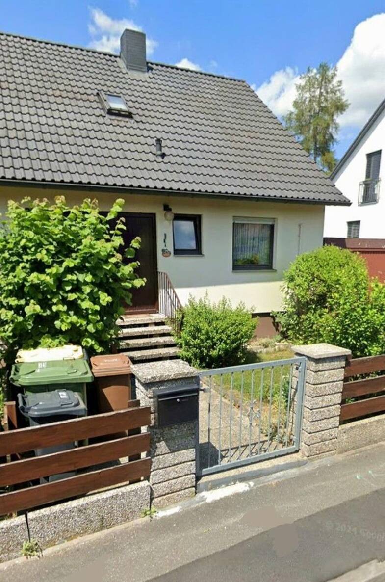 Einfamilienhaus zum Kauf provisionsfrei 480.000 € 8 Zimmer 144 m² 428 m² Grundstück Veitsbronn Veitsbronn 90587
