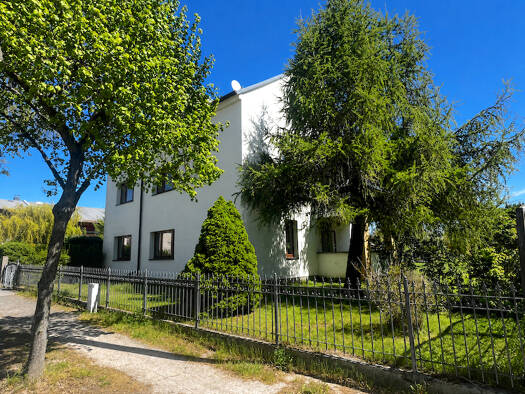 Mehrfamilienhaus zum Kauf 490.000 € 10,5 Zimmer 192 m² 1.030 m² Grundstück Borsdorf Borsdorf 04451