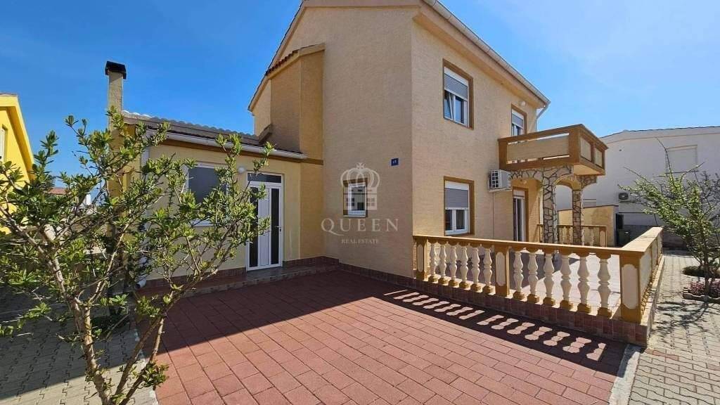 Haus zum Kauf 420.000 € 9 Zimmer 200 m² Vir