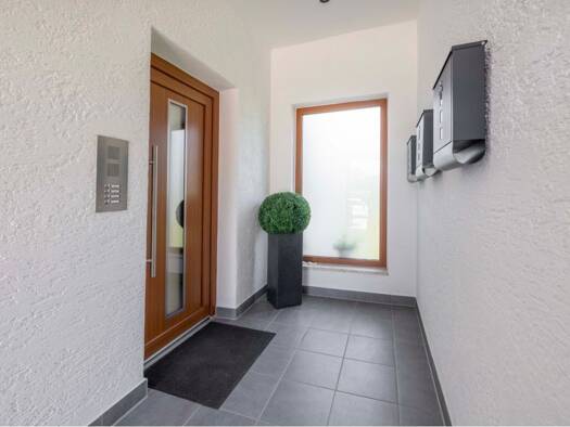 Mehrfamilienhaus zum Kauf provisionsfrei 1.150.000 € 10 Zimmer 297 m² 754 m² Grundstück Bergham Erding 85435