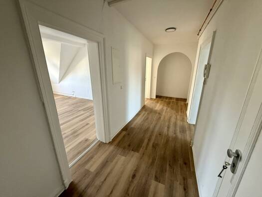 Wohnung zur Miete 1.650 € 7 Zimmer 150 m² 5. Geschoss frei ab sofort West Vorderer Westen 34119