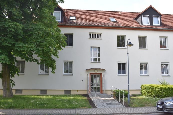 Wohnung zur Miete 440 € 2 Zimmer 56 m²<br/>Wohnfläche 1.<br/>Geschoss ab sofort<br/>Verfügbarkeit Friedrich-Engels Str.4 Böhlen Böhlen 04564