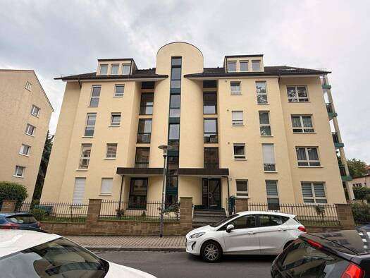 Wohnung zur Miete 535 € 2 Zimmer 53,5 m² 2. Geschoss frei ab sofort Plauen Dresden 01187