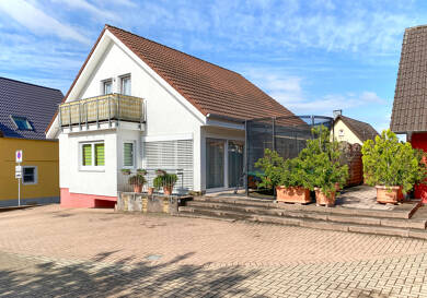 Einfamilienhaus zum Kauf 749.000 € 8 Zimmer 246 m² 218 m² Grundstück Pfaffenweiler 79292