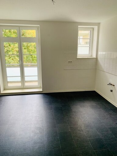 Wohnung zur Miete 545 € 3 Zimmer 81,3 m² 2. Geschoss frei ab 07.12.2024 Olvenstedter Chaussee 18 Olvenstedter Platz Magdeburg 39108