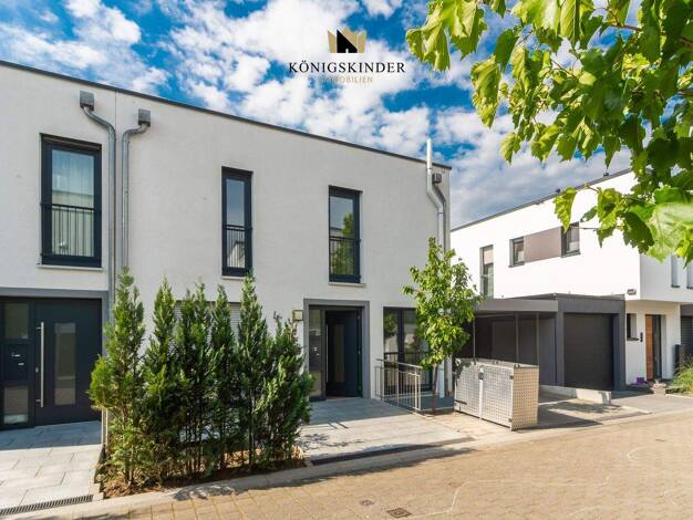 Doppelhaushälfte zum Kauf 849.000 € 8 Zimmer 154 m² 228 m² Grundstück Zuffenhausen Stuttgart-Zazenhausen 70437