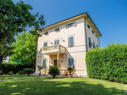 Haus zum Kauf 850.000 € 8 Zimmer 390 m² 4.000 m² Grundstück frei ab sofort Porcari