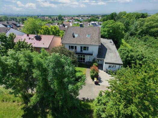 Einfamilienhaus zum Kauf provisionsfrei 950.000 € 6 Zimmer 230 m² 478 m² Grundstück Am Satz 11 Nieder-Erlenbach Nieder-Erlenbach 60437