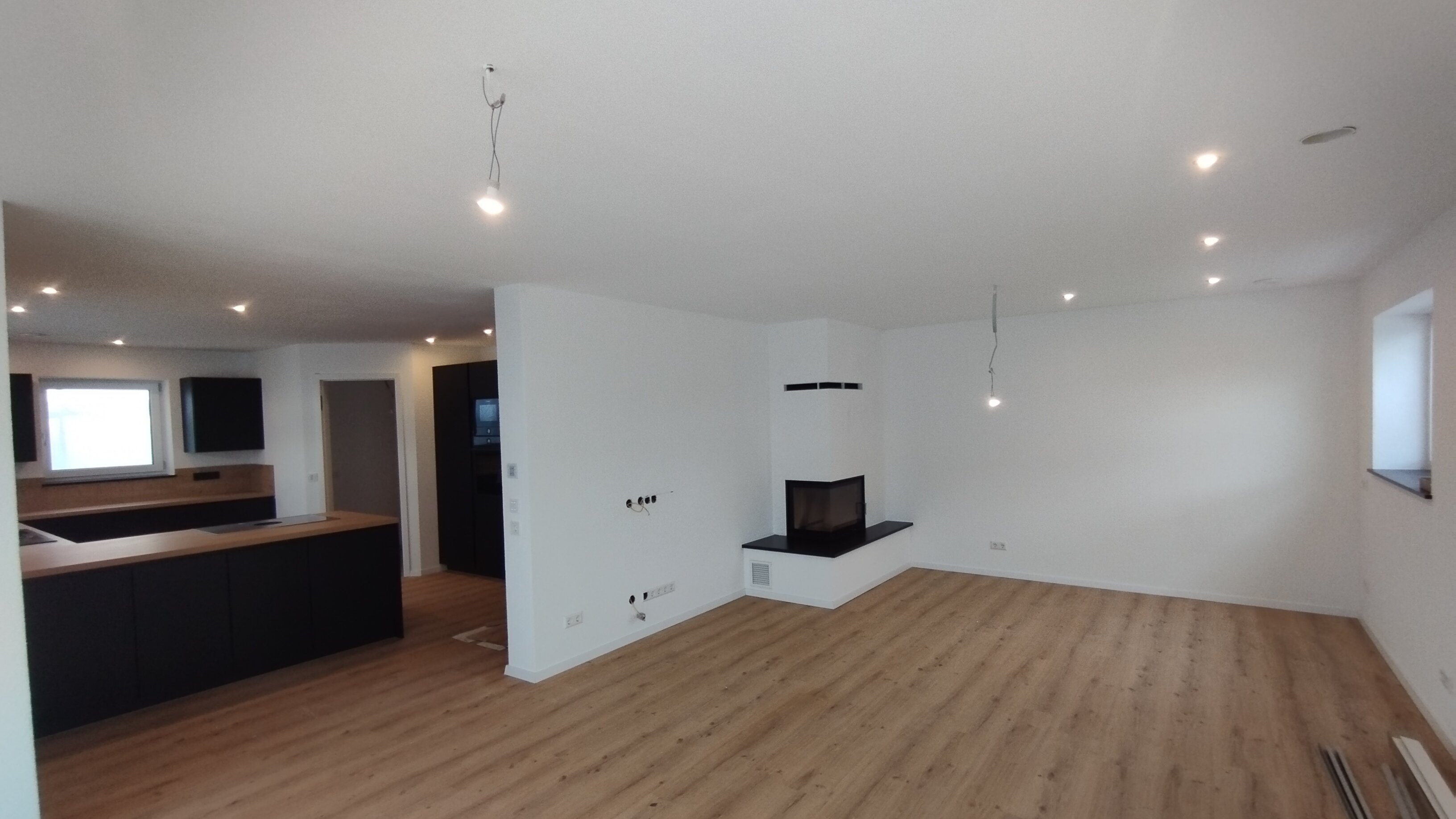 Wohnung zur Miete 1.200 € 3,5 Zimmer 105 m²<br/>Wohnfläche 2. UG<br/>Geschoss ab sofort<br/>Verfügbarkeit Äpfingen Maselheim 88437