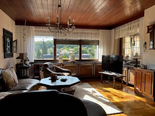 Haus zum Kauf 4 Zimmer 150 m² 640 m² Grundstück Am Keßling 11 Ettersburg 99439