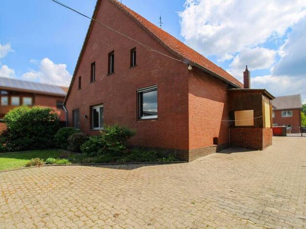 Einfamilienhaus zum Kauf 199.000 € 8 Zimmer 180 m² 1.562 m² Grundstück Diepenau 31603