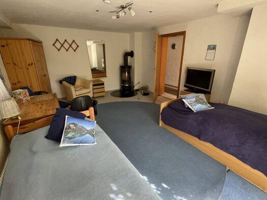 Studio zur Miete Wohnen auf Zeit 590 € 1 Zimmer 17 m² frei ab 16.03.2026 Hölderlinstrasse 0 Leonberg 71229