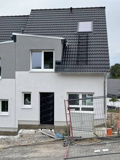 Haus zur Miete 1.650 € 5 Zimmer 134 m² 231 m² Grundstück frei ab 01.12.2025 Altenvoerde Ennepetal 58256