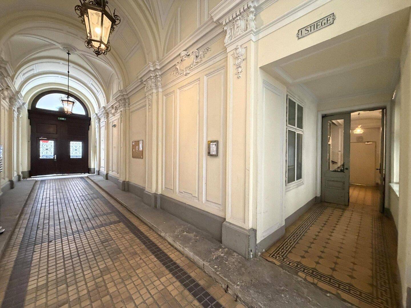 2-Zimmer-Wohnung, 95 m²