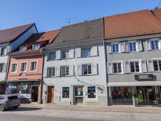Haus zum Kauf 569.000 € 12 Zimmer 241 m² 274 m² Grundstück Kenzingen Kenzingen 79341