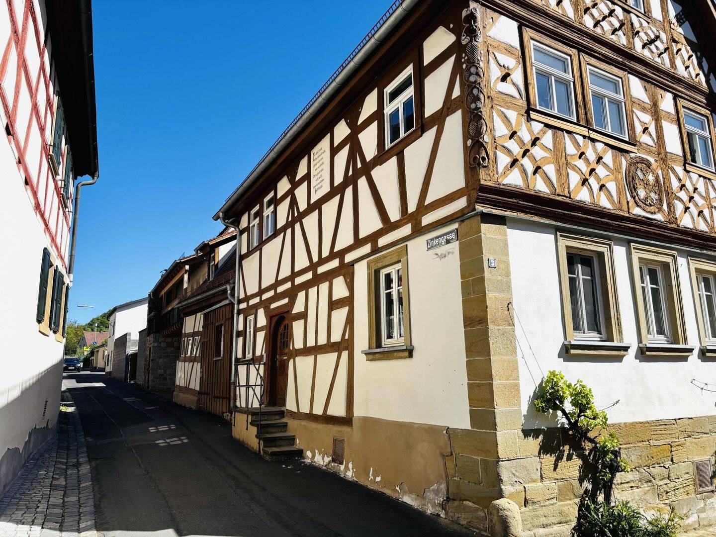 Stadthaus zum Kauf - Ansicht 4