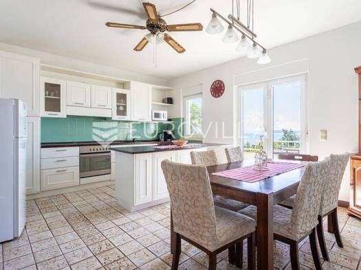 Wohnung zur Miete 1.350 € 2 Zimmer 120 m² 1. Geschoss Kastel Stari Kastela