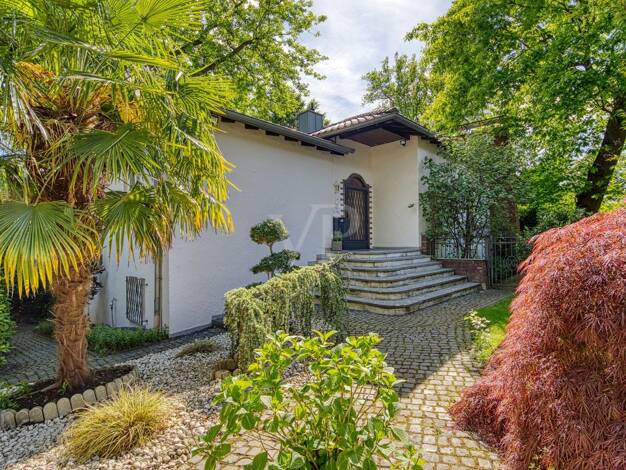 Einfamilienhaus zum Kauf 1.280.000 € 7 Zimmer 306 m² 1.227 m² Grundstück Schweinheim Bad Godesberg 53177