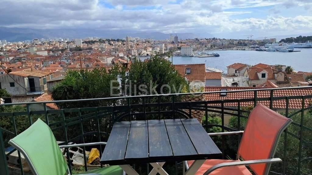 Wohnung zur Miete 2.000 € 4 Zimmer 95 m² 1. Geschoss Grad - Meje