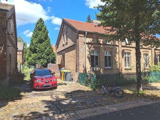 Doppelhaushälfte zum Kauf 90.000 € 4 Zimmer 98 m² 178 m² Grundstück Annahütte 01994