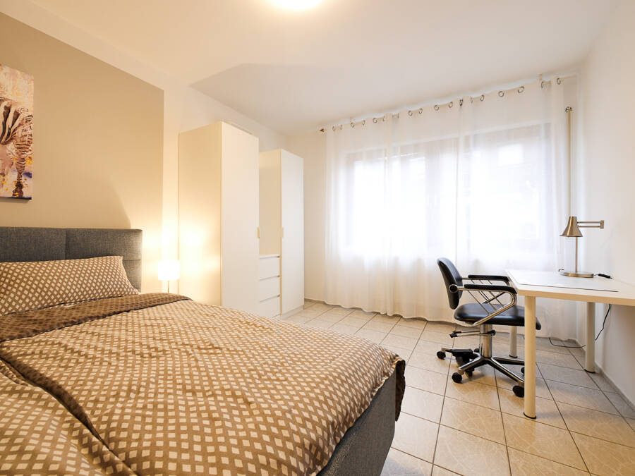 Property thumbnail 10