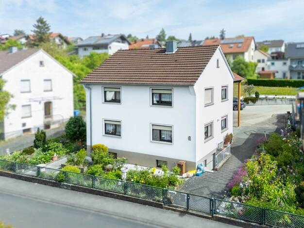 Einfamilienhaus zum Kauf 369.000 € 6 Zimmer 172,1 m² 1.183 m² Grundstück Karbach Karbach 97842