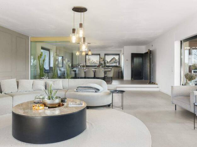 Villa zum Kauf 979.000 € 8 Zimmer 380 m² 1.632 m² Grundstück Sievershausen Lehrte / Sievershausen 31275