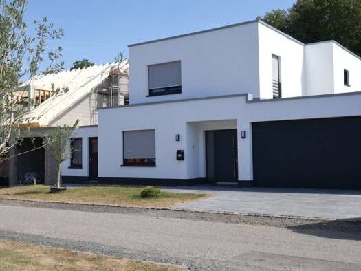 Einfamilienhaus zur Miete 2.300 € 6 Zimmer 195,4 m² 528 m² Grundstück frei ab 01.10.2025 Meckenheim 53340