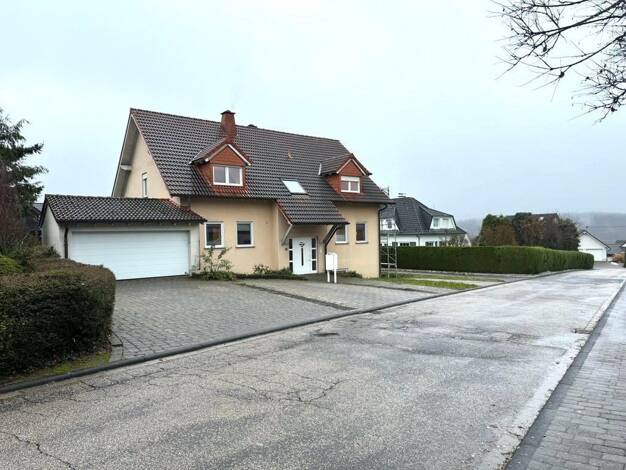 Wohnung zur Miete 989 € 3 Zimmer 106,5 m² 1. Geschoss Kalkstraße 28 Sirzenich Trierweiler 54311