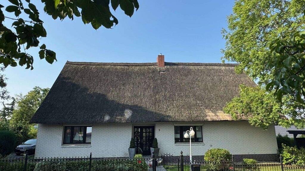 Einfamilienhaus zum Kauf 585.000 € 6 Zimmer 267 m² 1.923 m² Grundstück Hornstorf 23974