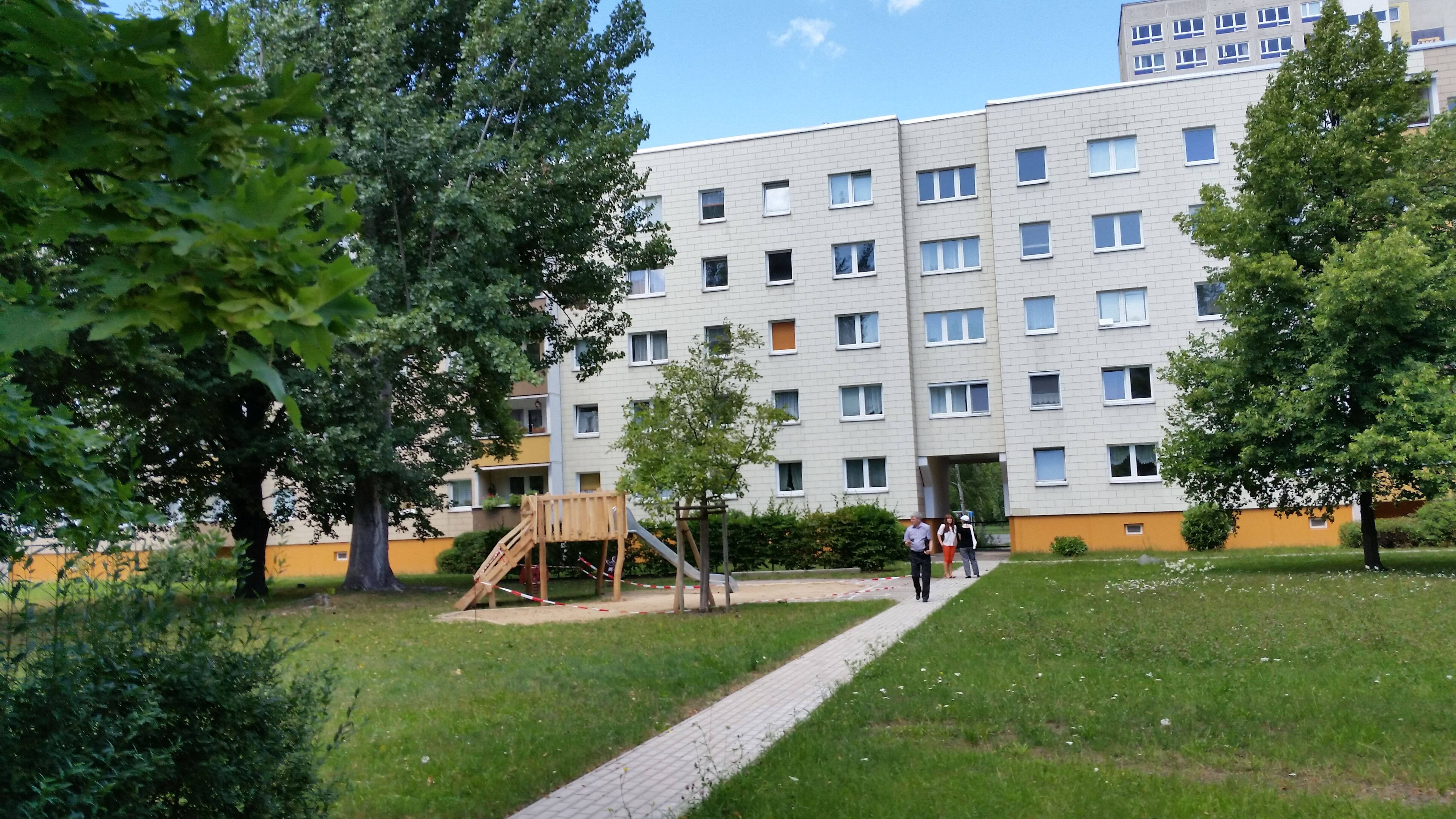 Property thumbnail 2