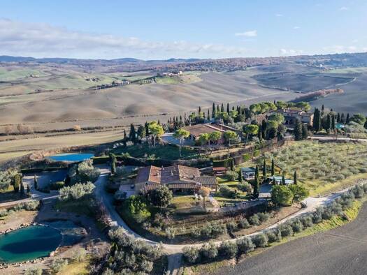 Haus zum Kauf 13.800.000 € 25 Zimmer 1.500 m² 1.060.000 m² Grundstück frei ab sofort San Quirico d´Orcia