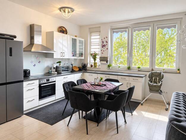 Wohnung zur Miete 1.050 € 4 Zimmer 114 m² 2. Geschoss frei ab 01.01.2027 Berliner Straße 23 Weststadt Pforzheim 75172