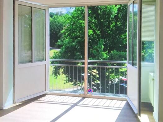 Wohnung zur Miete 560 € 2 Zimmer 62,1 m² Geschoss 2/3 frei ab sofort Erbendorf Erbendorf 92681