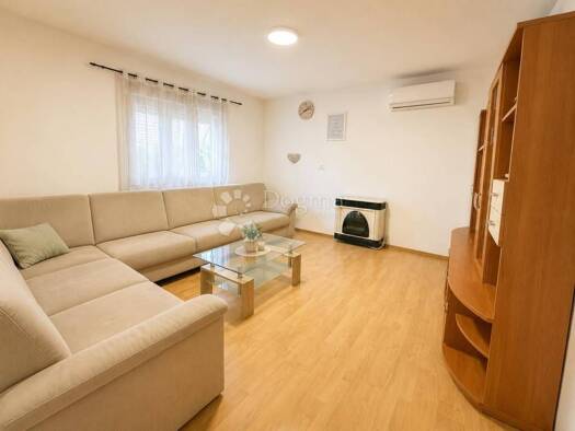 Haus zum Kauf 389.000 € 2 Zimmer 210 m² Jakovlje Jakovlje