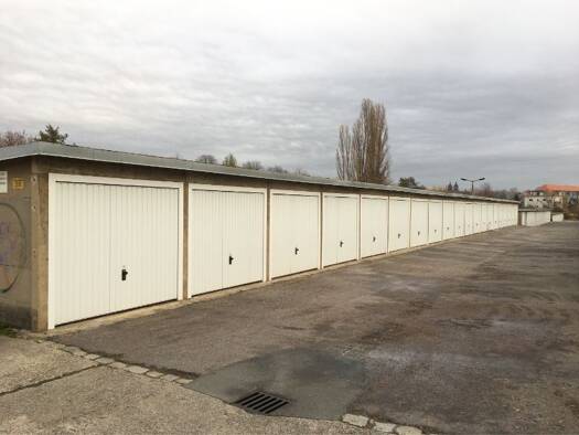 Garage zur Miete provisionsfrei 79,90 € Zschertnitzer Straße Leubnitz-Neuostra Ortsamtsbereich Prohlis 01217