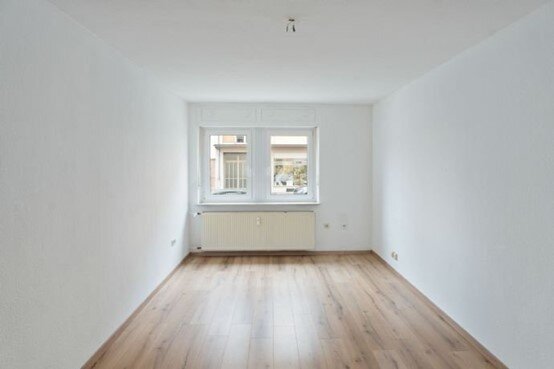 Studio zur Miete 754 € 2,5 Zimmer 52 m²<br/>Wohnfläche EG<br/>Geschoss ab sofort<br/>Verfügbarkeit mögeldorfer hauptstr 23 Mögeldorf Nürnberg 90482