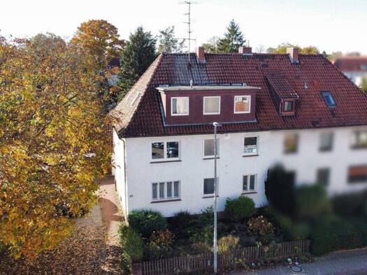 Mehrfamilienhaus zum Kauf 380.000 € 10 Zimmer 210 m² 1.039 m² Grundstück Seelze 30926