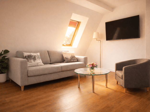Wohnung zum Kauf 97.000 € 3 Zimmer 54 m² Bad Cannstatt Stuttgart 70372
