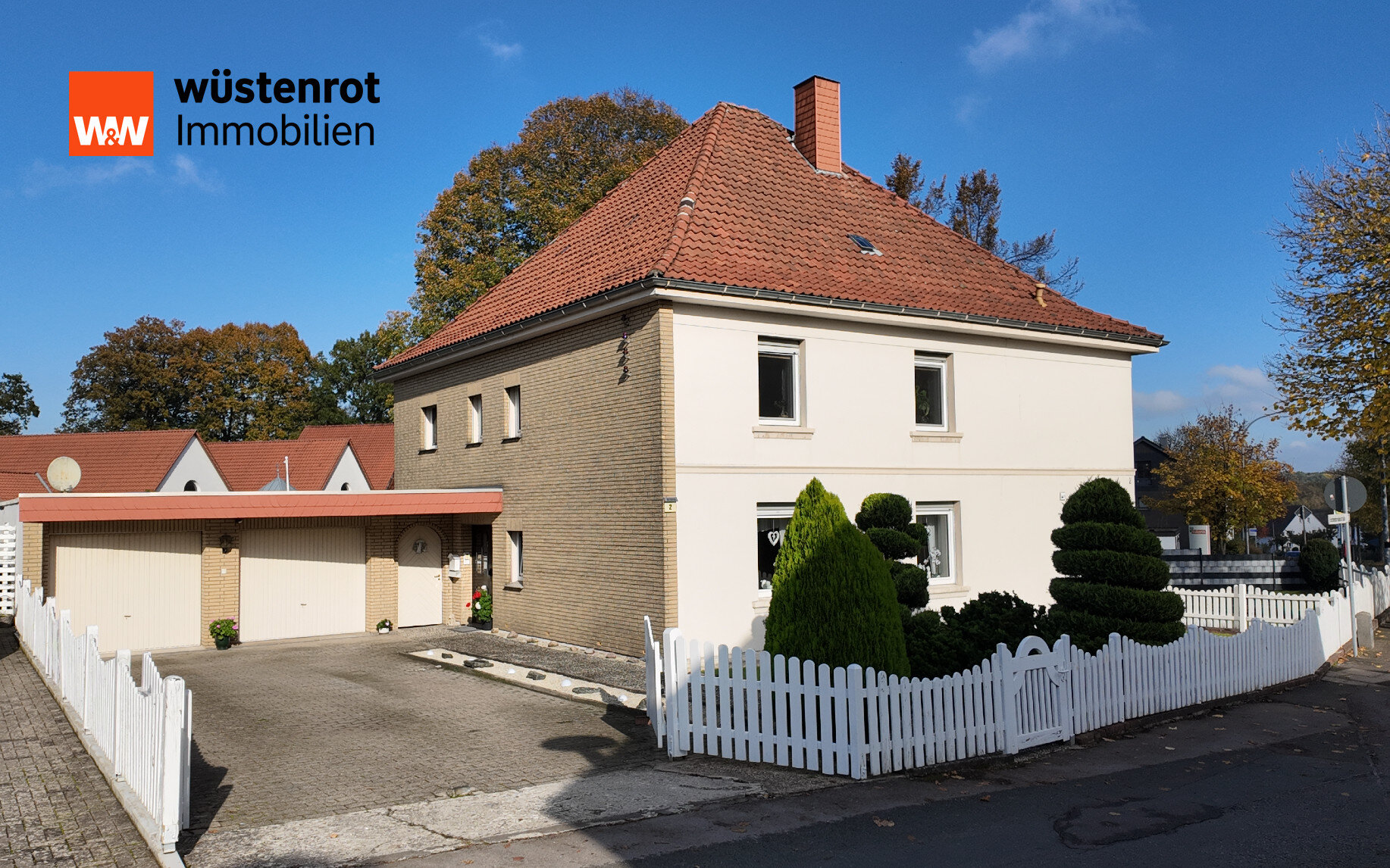 Mehrfamilienhaus zum Kauf 349.000 € 7 Zimmer 220 m²<br/>Wohnfläche 1.335 m²<br/>Grundstück Hörste Lage-Hörste 32791