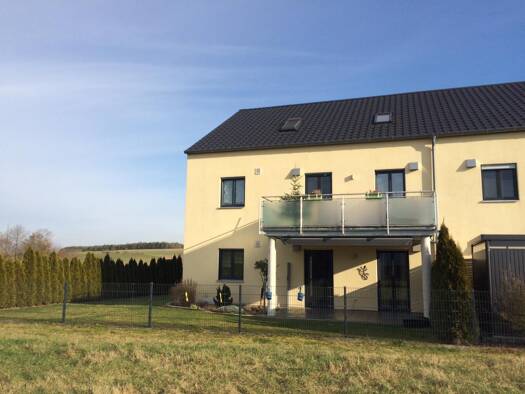 Wohnung zur Miete 1.000 € 3 Zimmer 94,1 m² 1. Geschoss frei ab sofort Schacherweg 4 Theißing Großmehring 85098