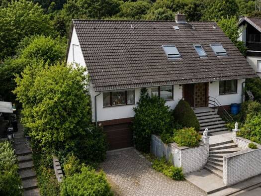 Einfamilienhaus zum Kauf 229.000 € 6 Zimmer 224 m² 1.049 m² Grundstück frei ab sofort Dehnsen Alfeld (Leine) 31061