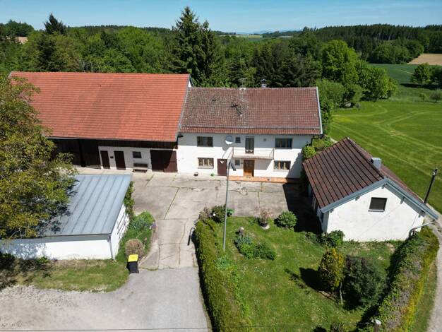 Bauernhof zum Kauf 320.000 € 7.057 m² Grundstück Reisach Eichendorf / Reisach 94428