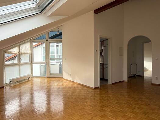 Wohnung zur Miete 800 € 2,5 Zimmer 50 m² Geschoss 4/4 frei ab sofort Deufringen Aidlingen 71134