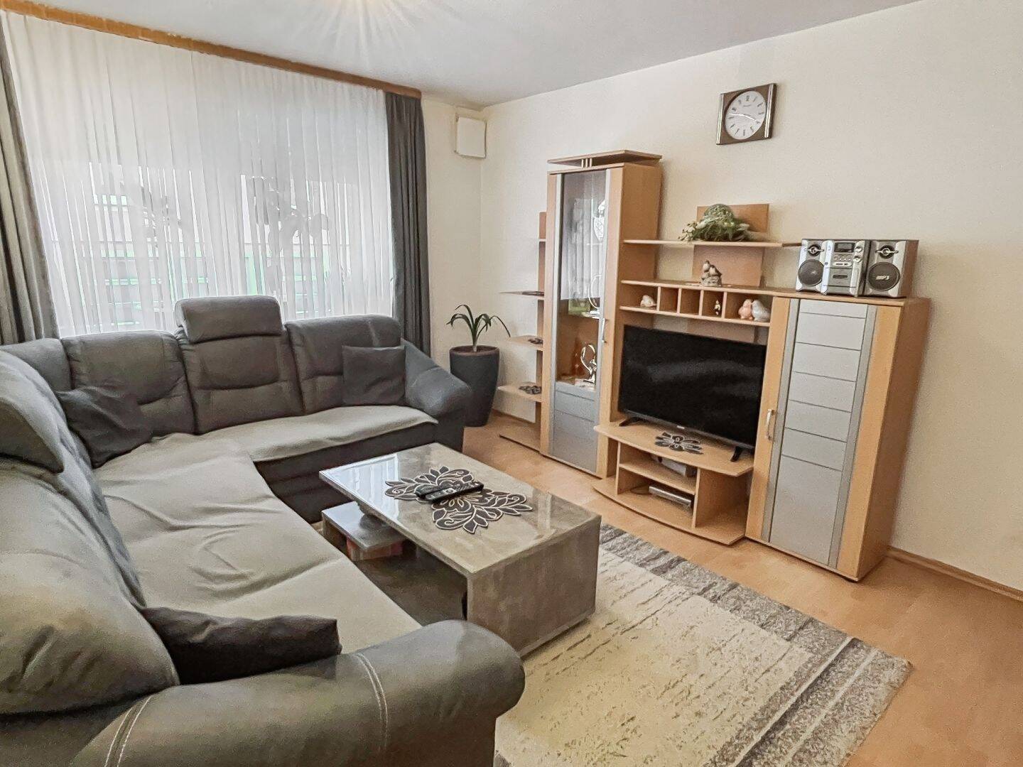 Immobilie in Beratzhausen - Für Kapitalanleger! Saniertes Mehrfamilienhaus in Beratzhausen - Bild 2